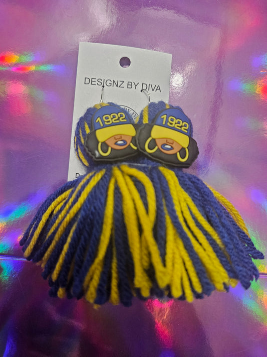 Pretty Rho 1922 Tassel Earrings 💙💛