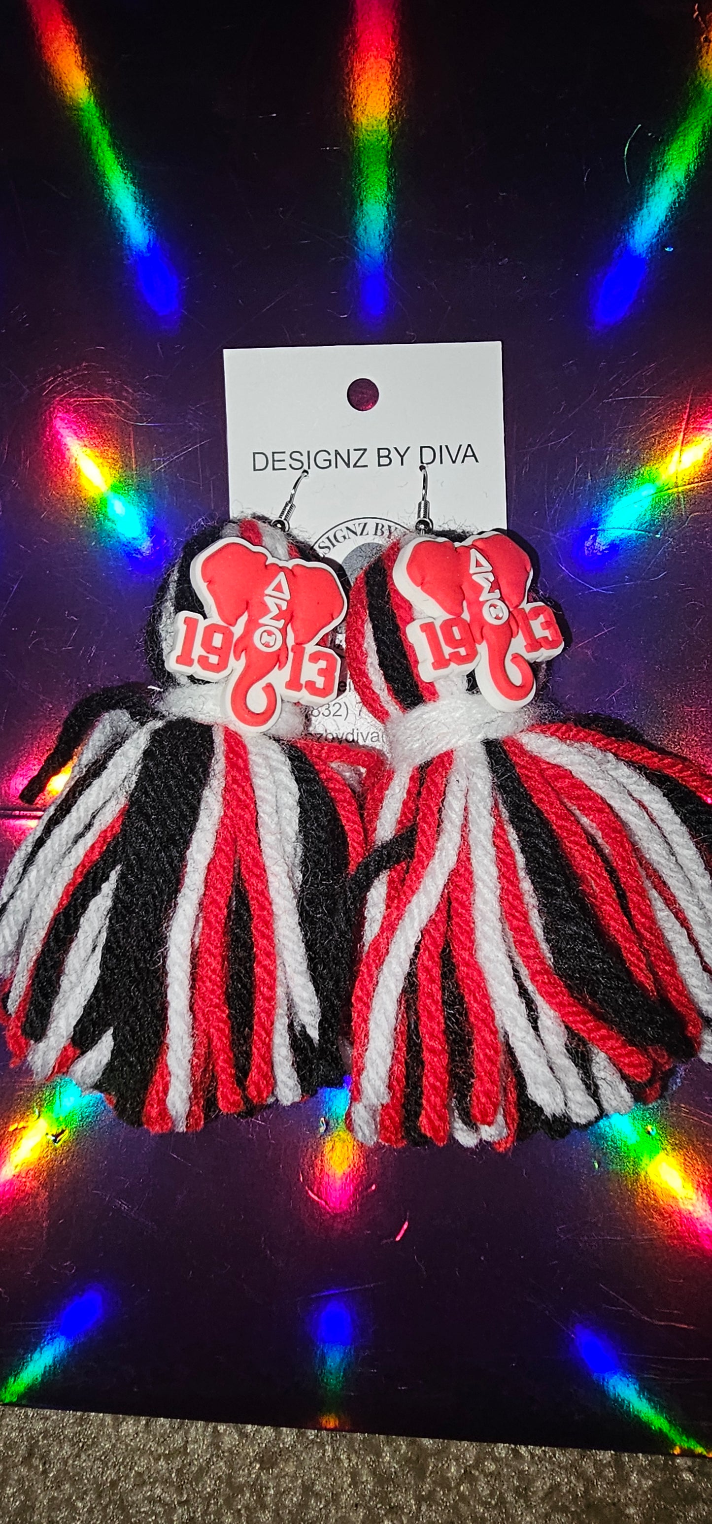 Crimson Diva Founders Earrings🐘