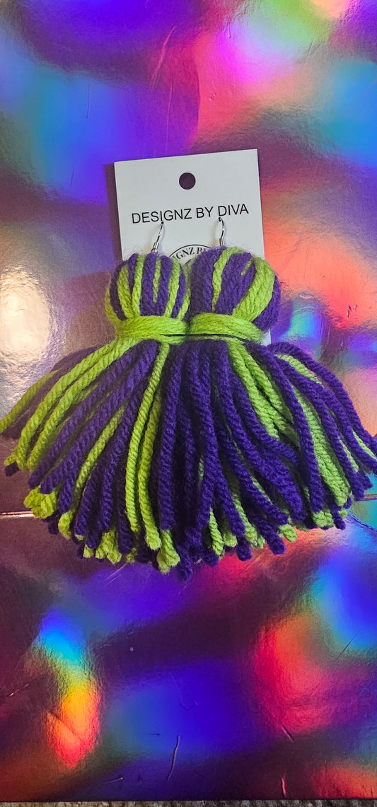 Mardi Magic Earrings 💜💚🎭